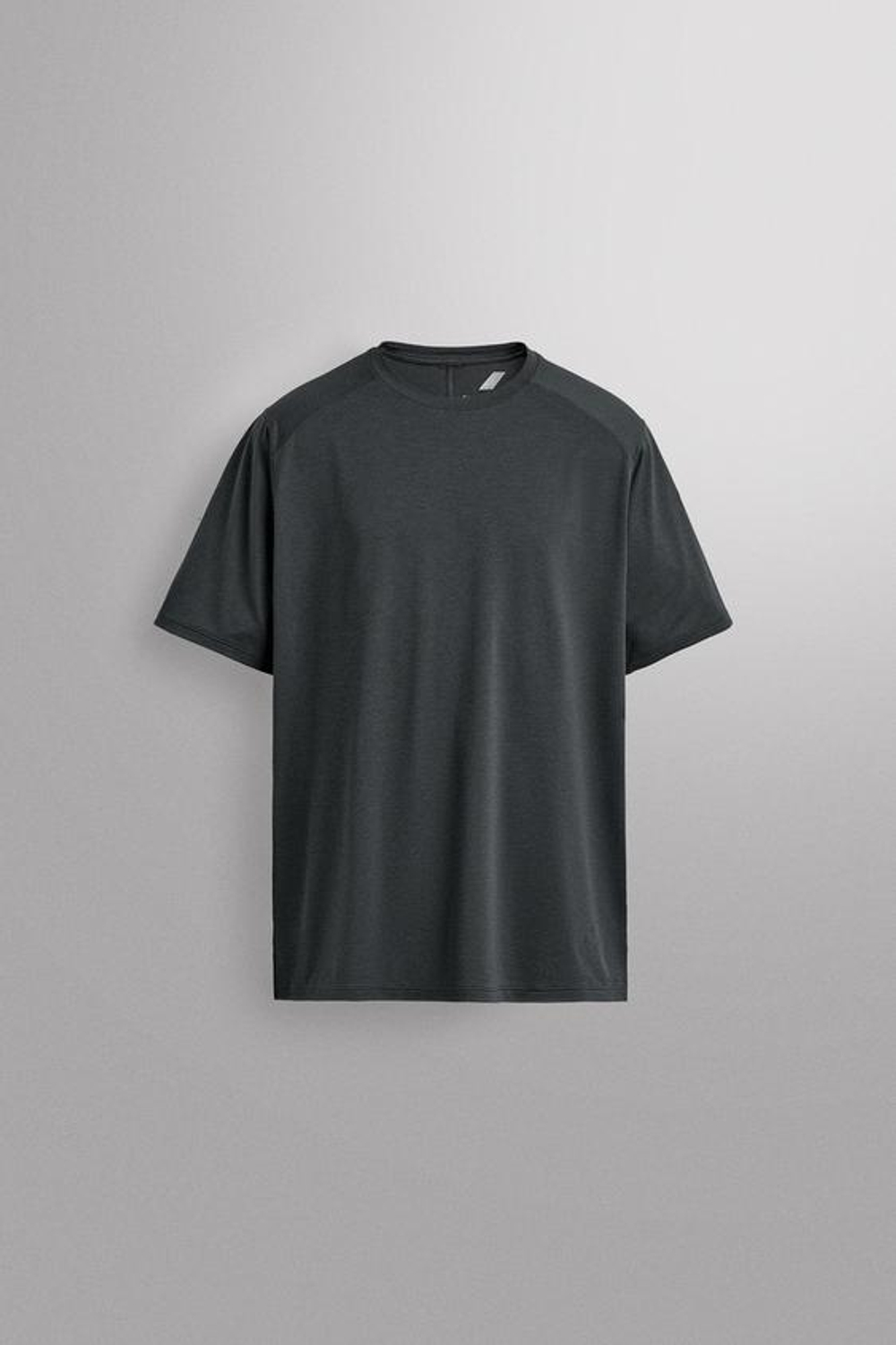 ZARA ТЕХНИЧЕСКАЯ ФУТБОЛКА ИЗ РЕЛЬЕФНОЙ ТКАНИ, ЧЕРНЫЙ МЕЛАНЖ