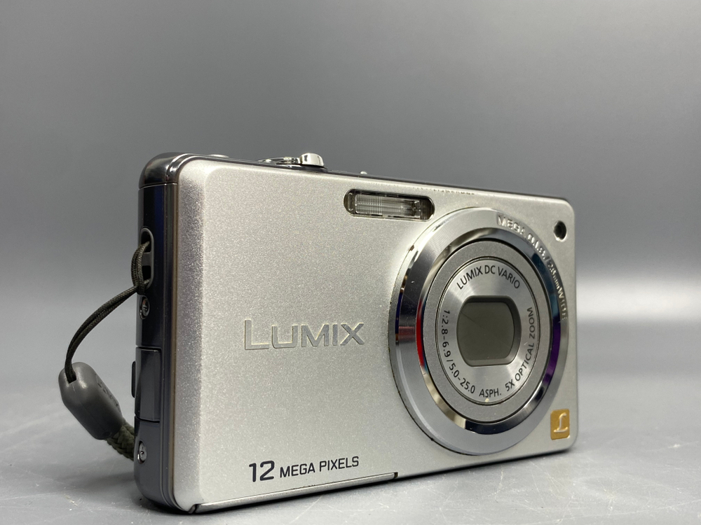 Panasonic Lumix DMC-FS9