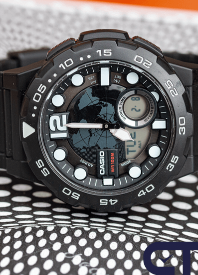Casio AEQ-100W-1A — мужские электронные часы