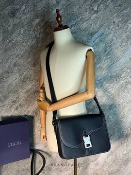 Сумка-мессенджер чёрная от Dior Saddle BP5-087014