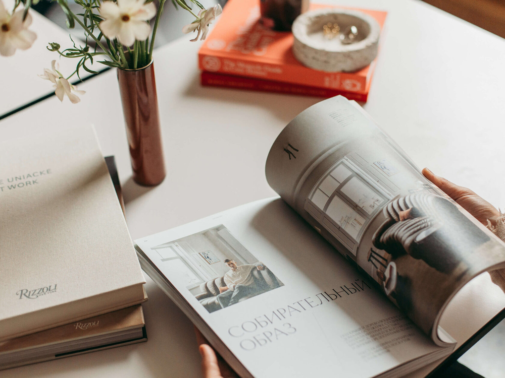 Журнал WoL. № 13/2026 «Пробуждение»: Интерьер квартиры по проекту бюро SUITE Home Interiors.