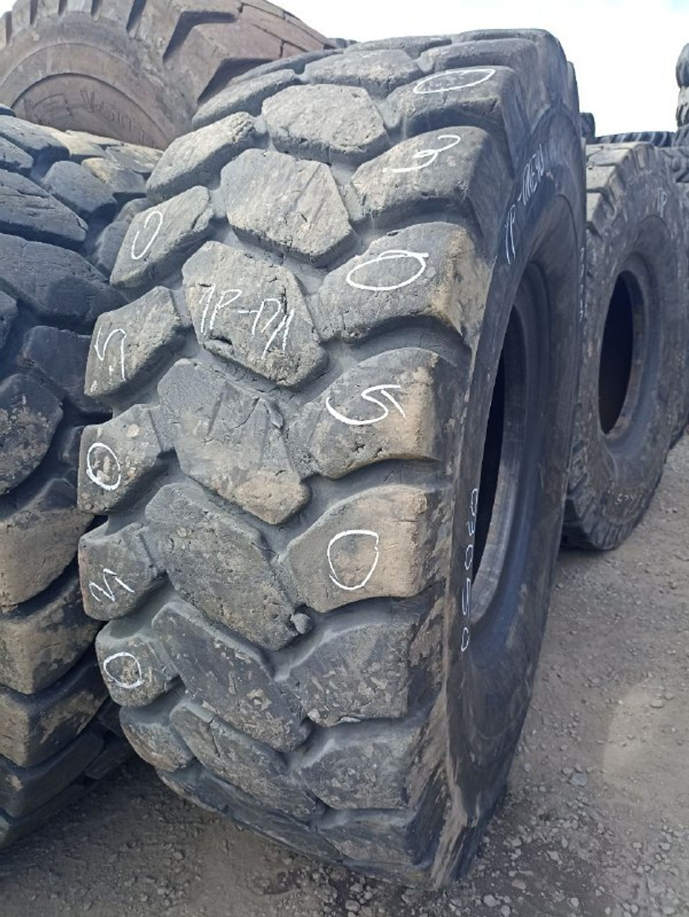 24.00R35 Michelin XDT шина б/у