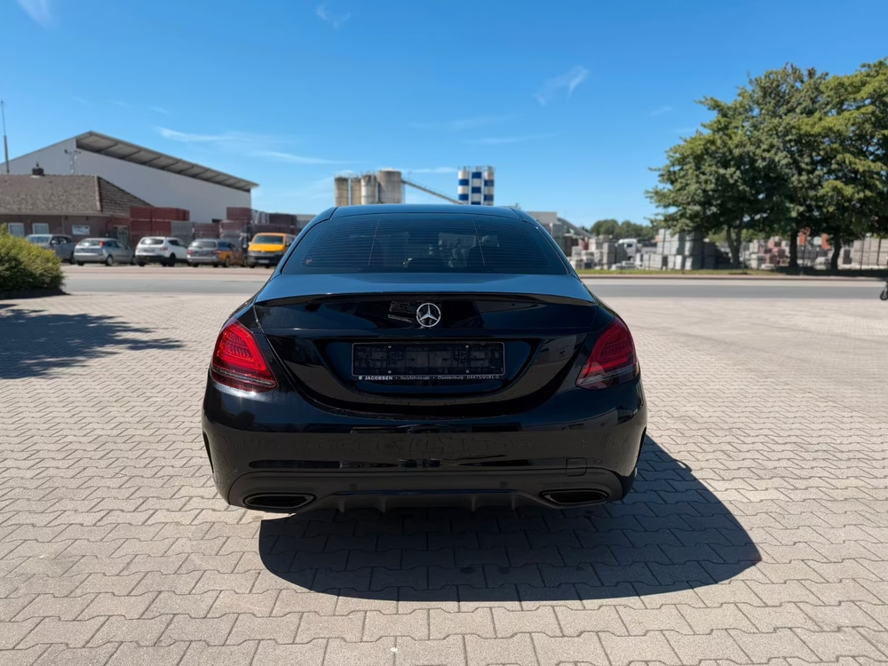 Mercedes-Benz C 200