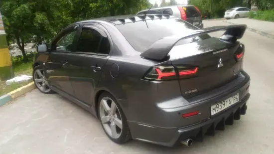 Рассекатель ZODIAK GENERATOR для Mitsubishi Lancer 10