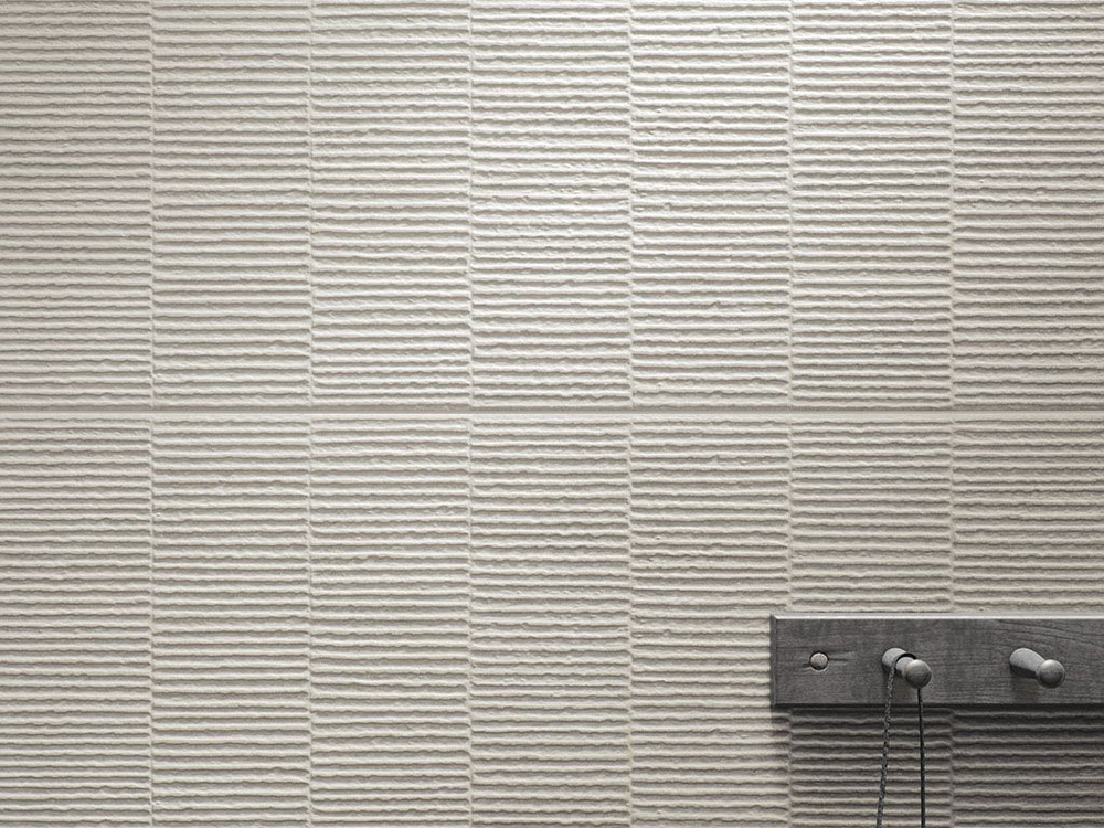 GRUNGE WALL
