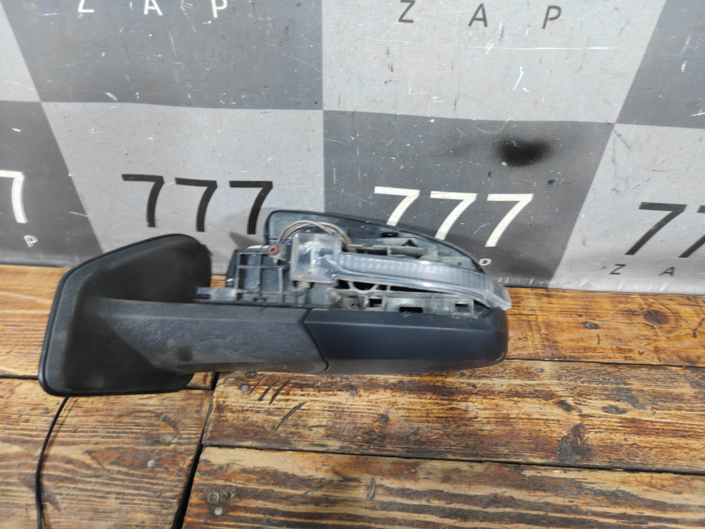 Зеркало левое механическое 2 pin LADA Largus 21-нв Б/У Оригинал 8450091008