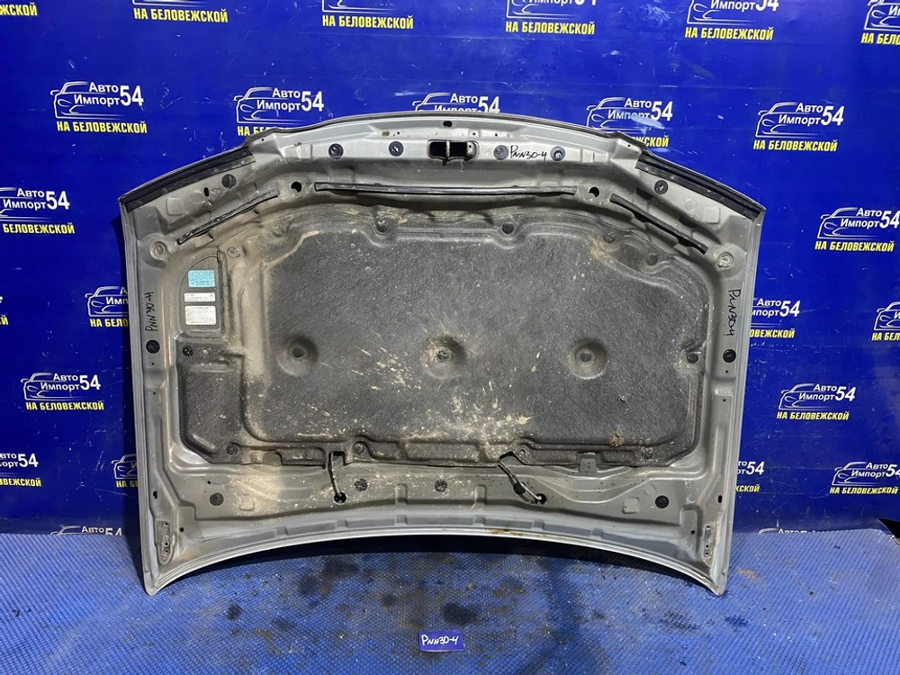 Капот NISSAN R'NESSA 1998