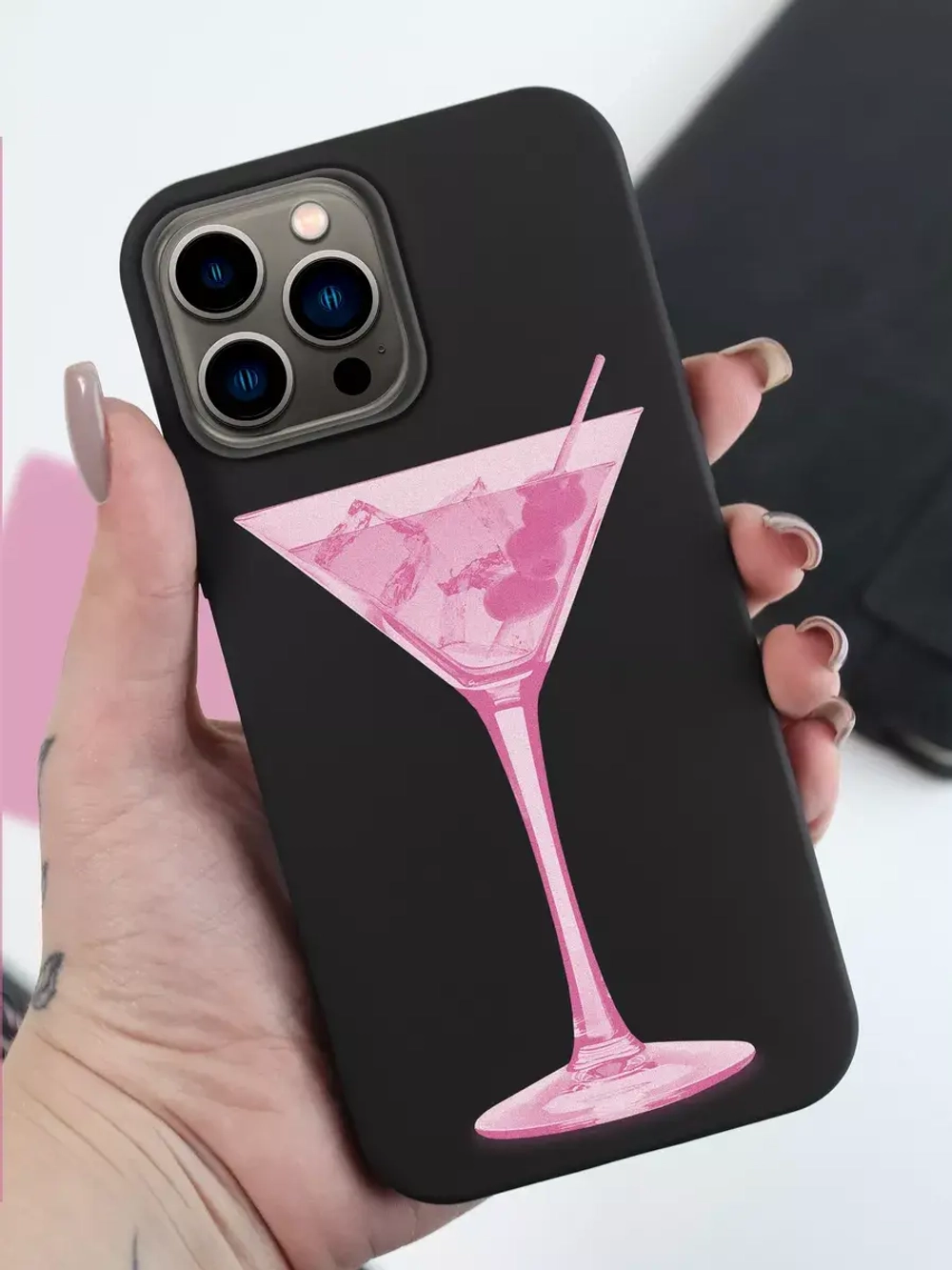Чехол на iPhone 15 Pro Max с 3D принтом