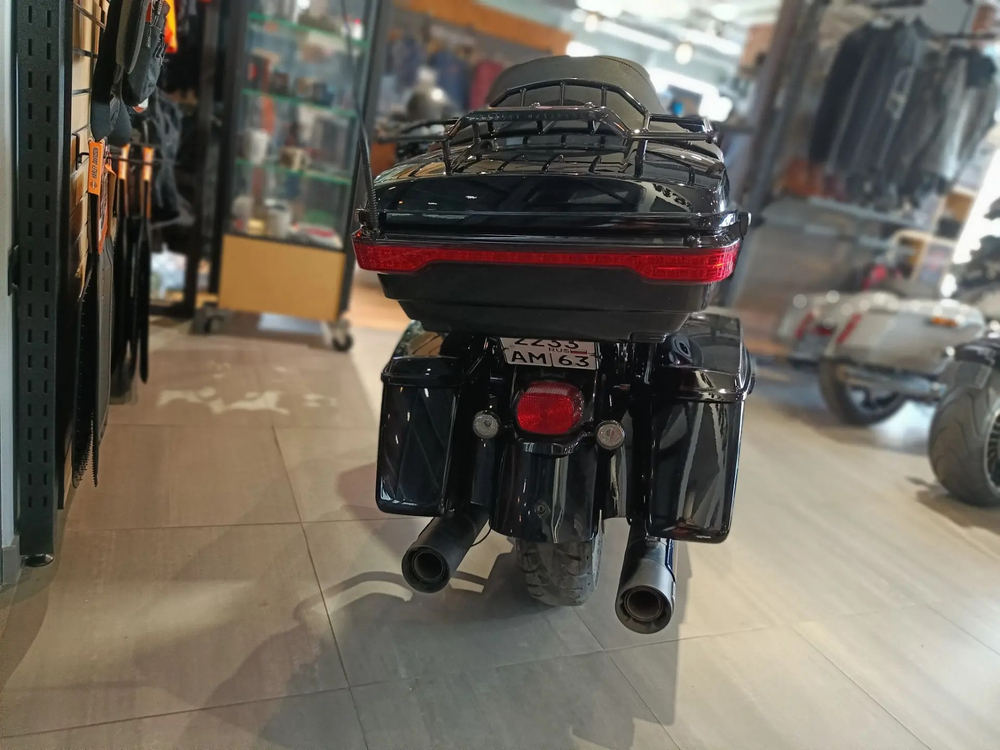 Harley-Davidson CVO Road Glide, 2022