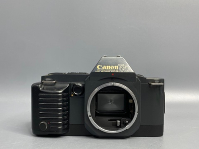 Canon T70