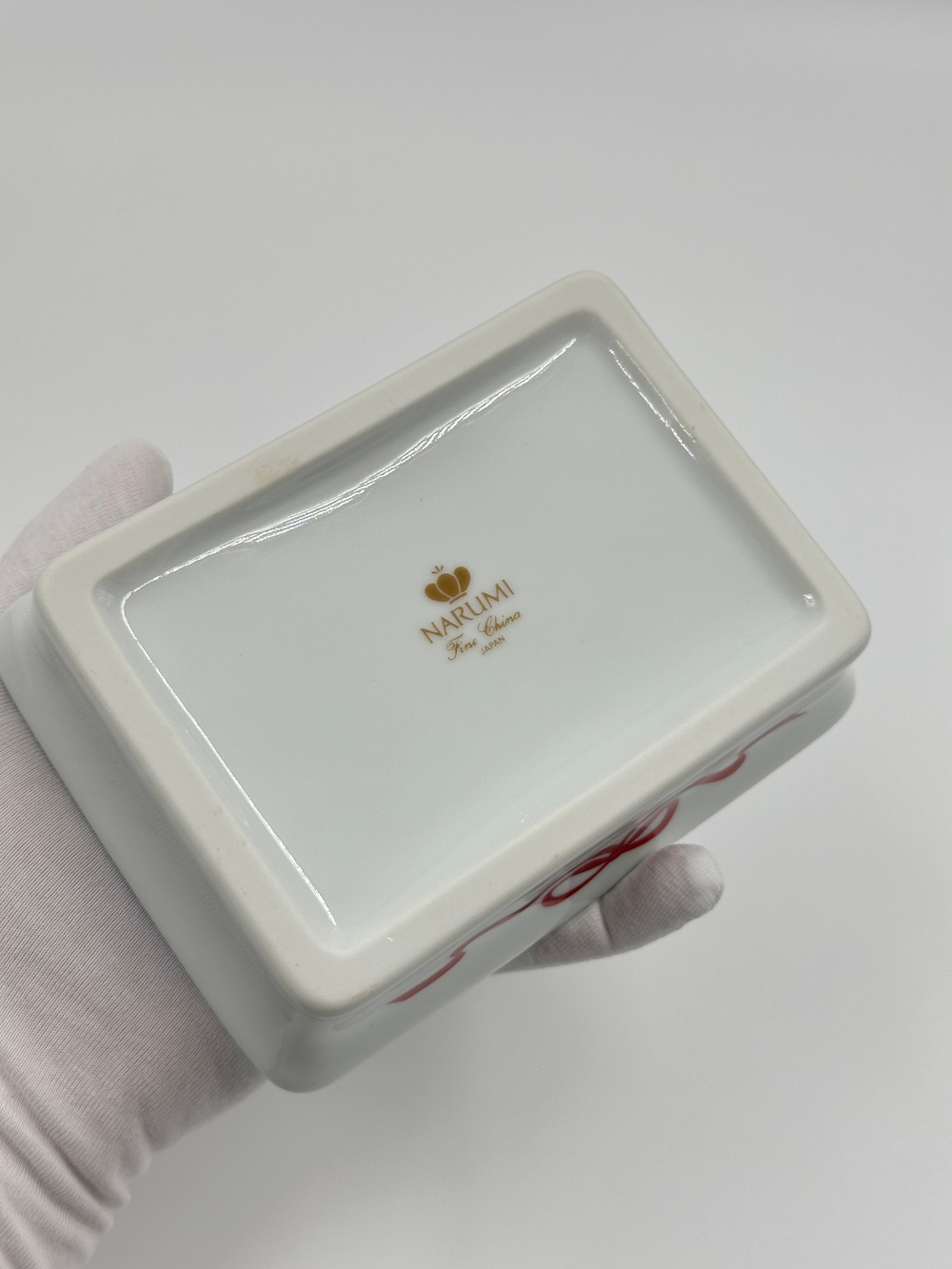 Салфетница Narumi