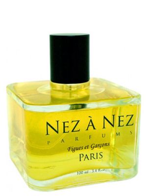 Nez a Nez Figues et Garcons