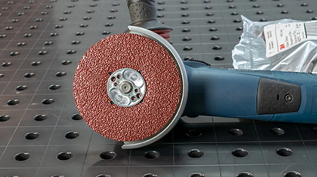 Сравнение фибровых кругов: 3M Cubitron II, BORA-9 и TAF Ceramic. Технический аудит Fix-Tool