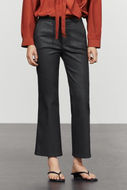 Massimo Dutti Укороченные прорезиненные брюки клеш, черный