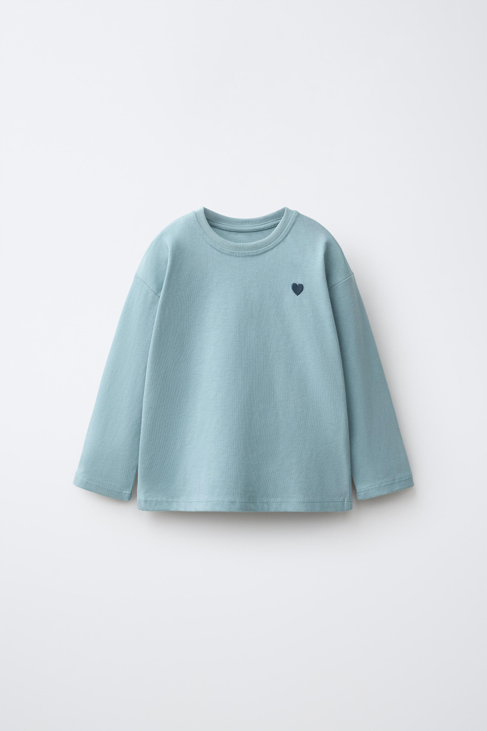 ZARA ФУТБОЛКА С ВЫШИВКОЙ «СЕРДЦЕ», СИНЕВАТЫЙ