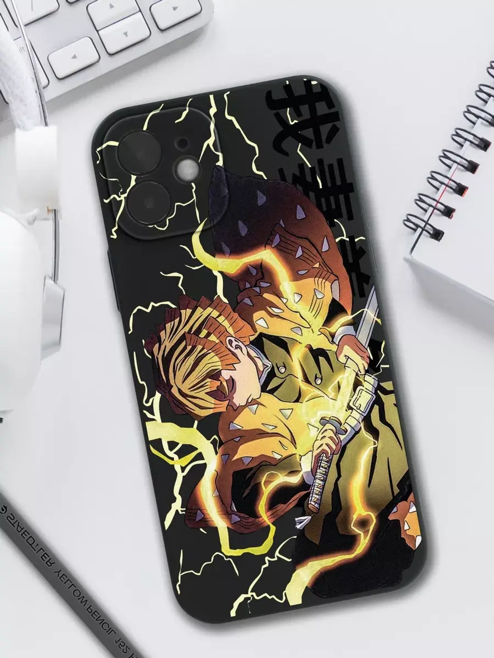 Чехол на iPhone 12 с принтом