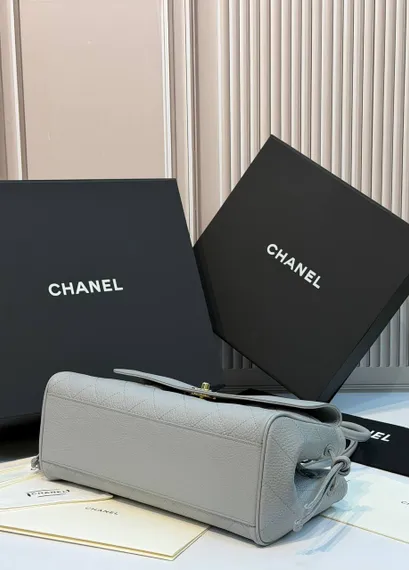 Сумка Chanel shopping bag
