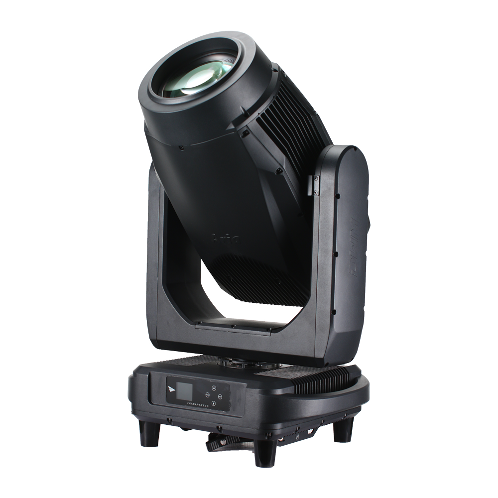Quatro blade LE1000 BSWF IP66 — гибридная вращающаяся голова BSWF 4 в 1 с LED-источником 1000 Вт, CMY и зумом 4°–50°