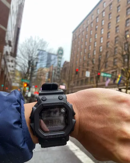 Наручные часы Casio GX-56BB-1E
