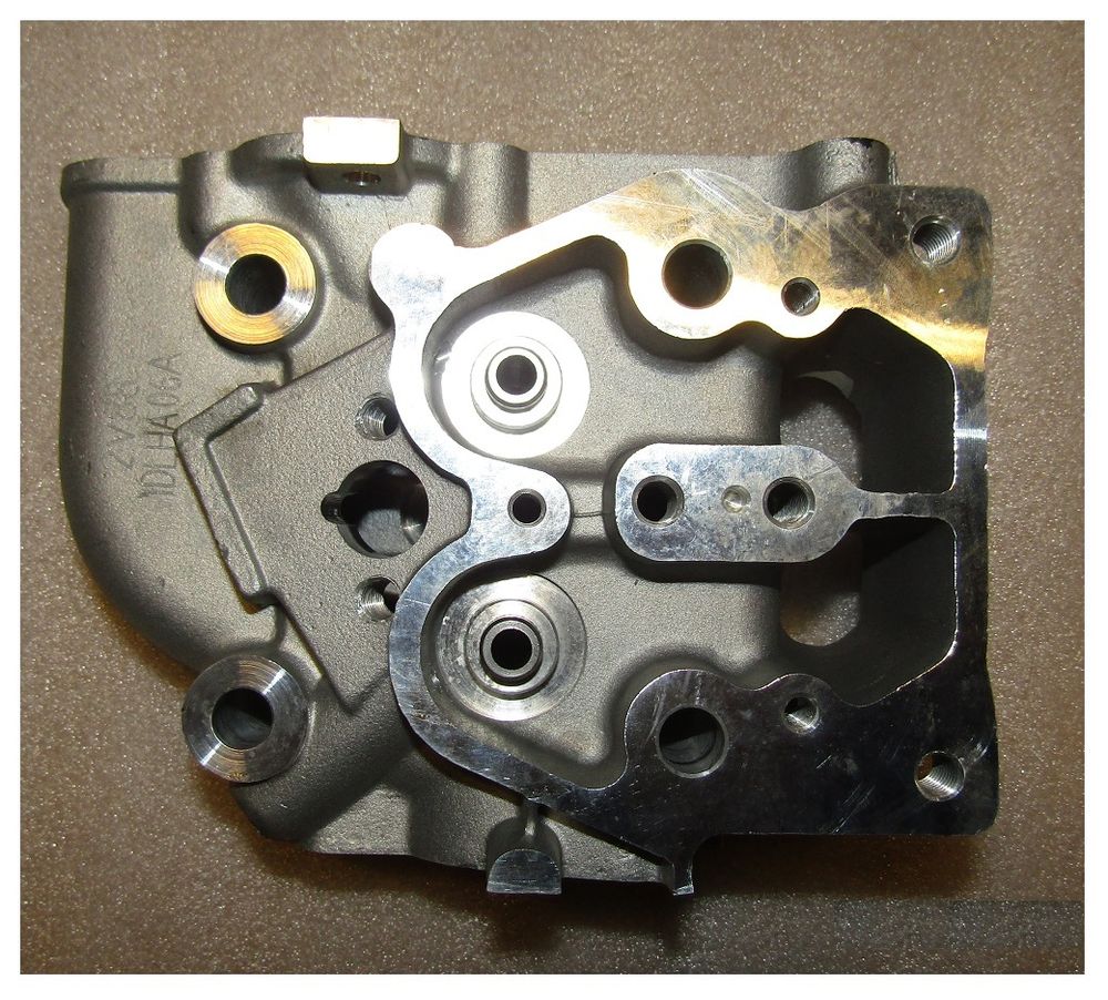 Головка блока цилиндра левая SDG10000/Cylinder head(left)( R2V840-02100 (L)