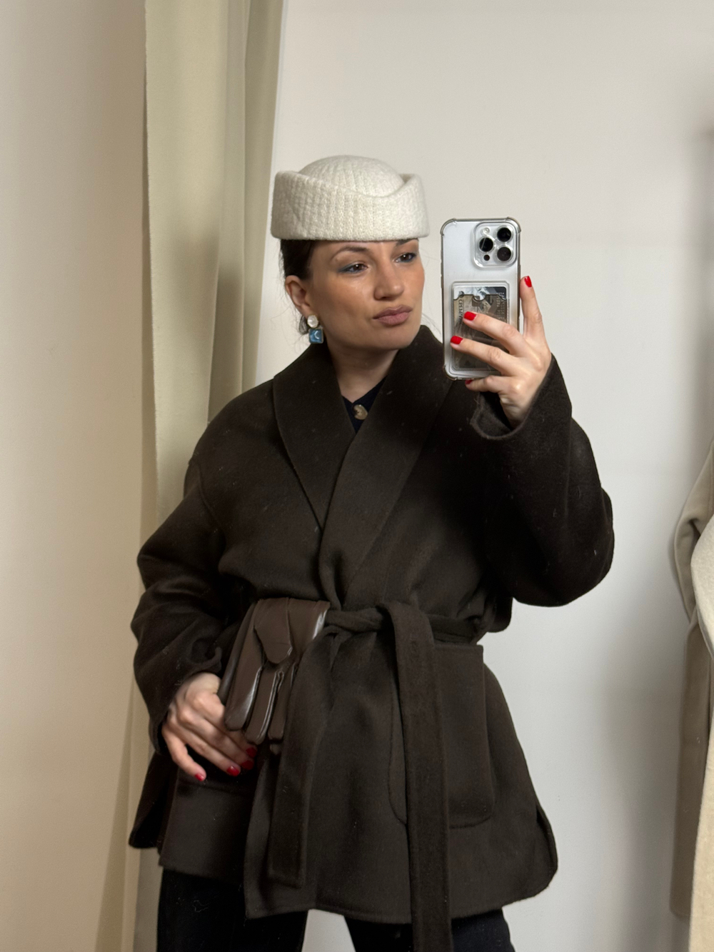 Жасминка молочный