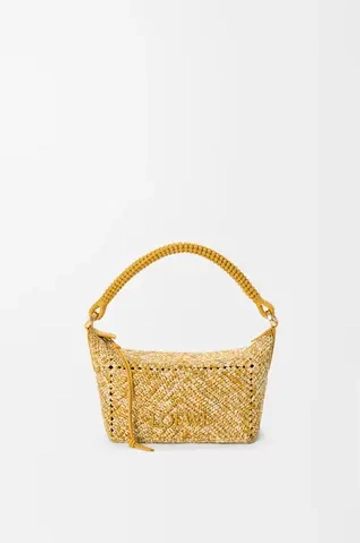 Loewe Мини-сумка Cala из телячьей кожи и рафии, горчичный
