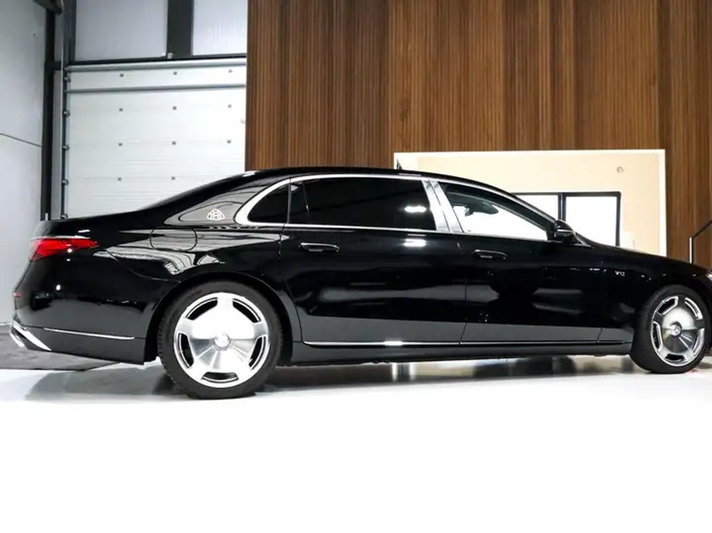 Mercedes-Benz S 680 MAYBACH V12/ CHAUFFEUR PACK/ HIGH END INTERIOR