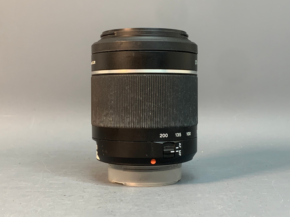 Sony DT 55-200mm 4-5.6 SAM