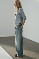 TRF СКЛАДНЫЕ ДЖИНСЫ С НИЖНЕЙ ЛИНИЕЙ ТАЛИИ - zara