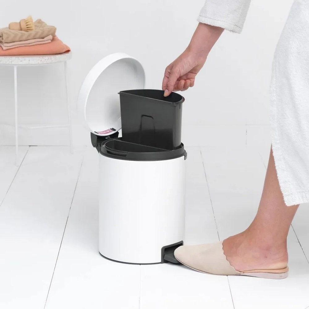 Brabantia Контейнер для мусора NewIcon 2x2л матовый 280467