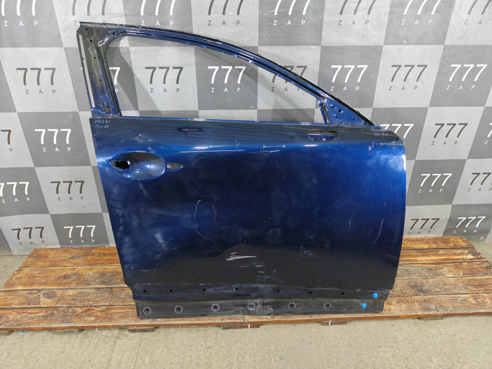 Дверь передняя правая Mazda CX-30 19-нв Б/У Оригинал DFY05802XB