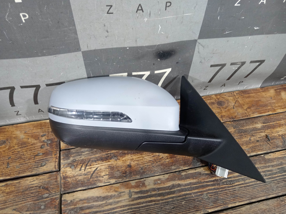 Зеркало правое 16 + 1 pin (контактов) Chery Tiggo 7 Pro 20-нв Б/У Оригинал 601000672AAAGV