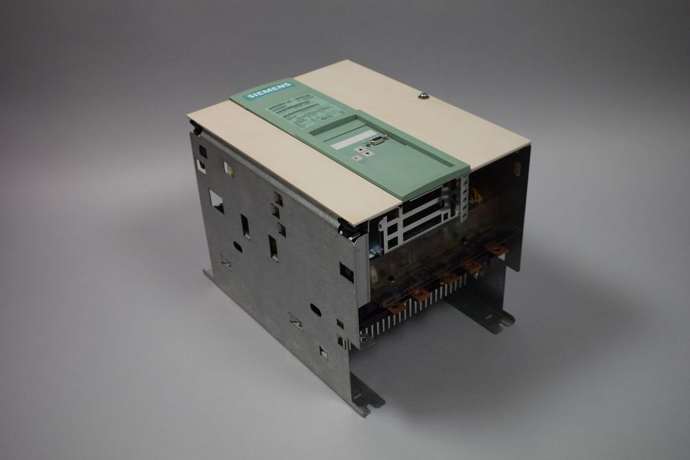 SIEMENS 6RA7028-6DV62-0 SIEMENS 6RA7028-6DV62-0