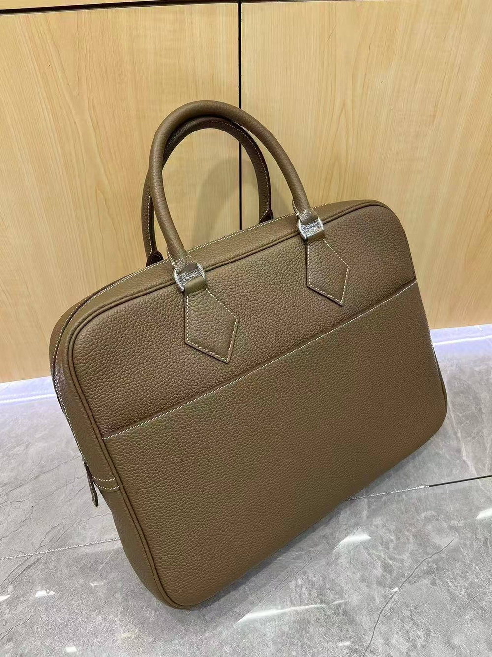 Портфель Hermes