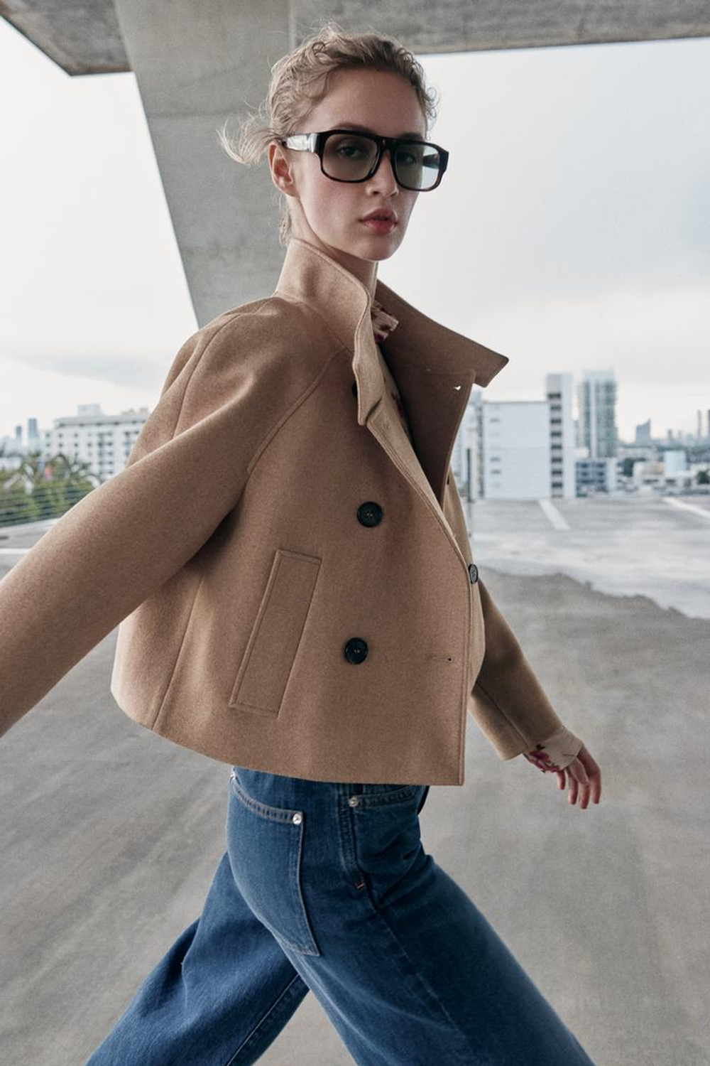 ZARA КОРОТКАЯ КУРТКА С ВОРОТНИКОМ-СТОЙКОЙ, РЫЖЕВАТО-КОРИЧНЕВЫЙ