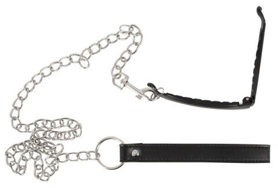 Зажим для половых губ с поводком Pussy Clamp With A Leash (Цвет: черный)