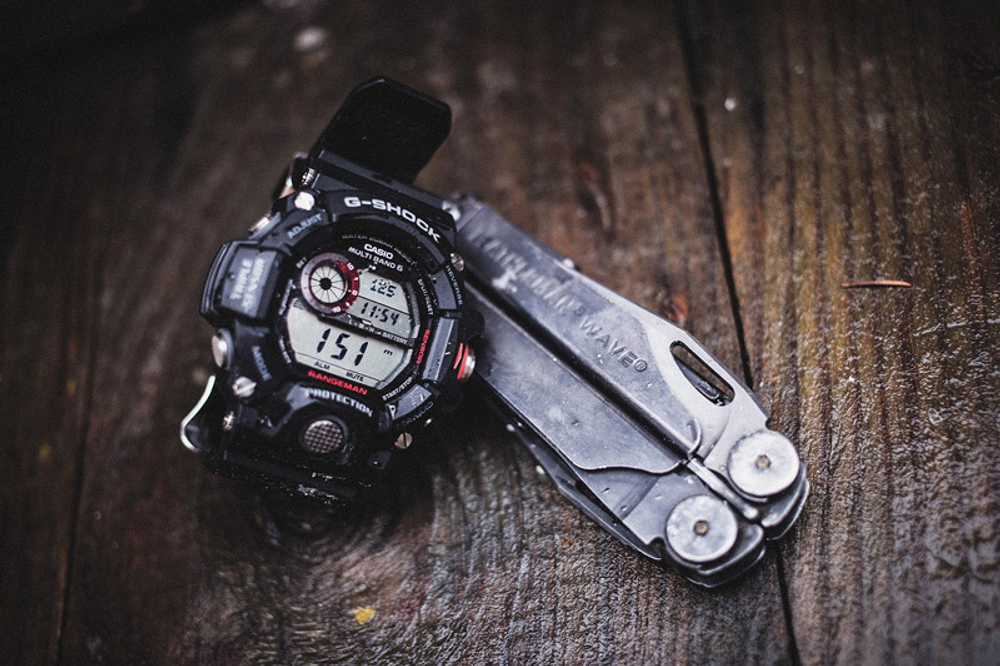 Часы Casio GW-9400-1ER