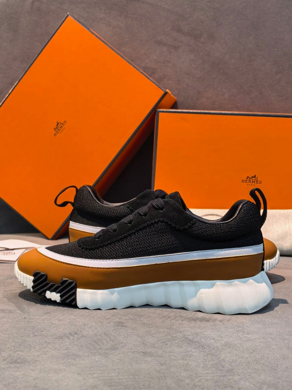 Кроссовки Hermes