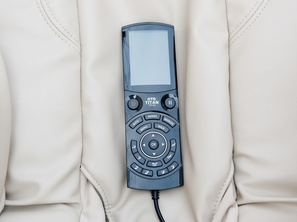 Массажное кресло OTO TITAN Beige