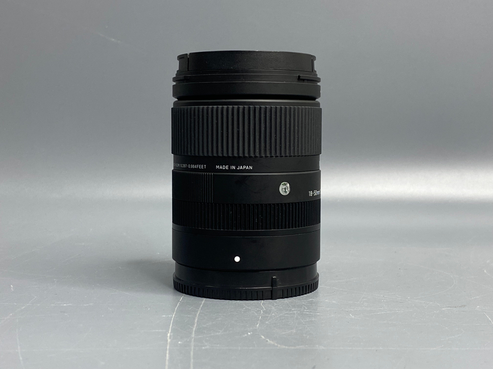 Sigma 18-50mm f/2.8 DC DN Contemporary Sony E