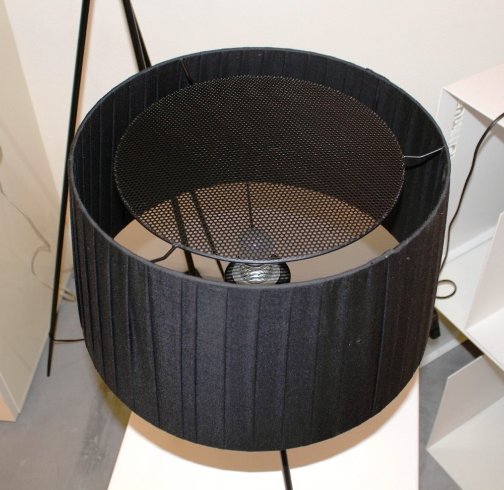 лампа  Tripode g5  ( черная )