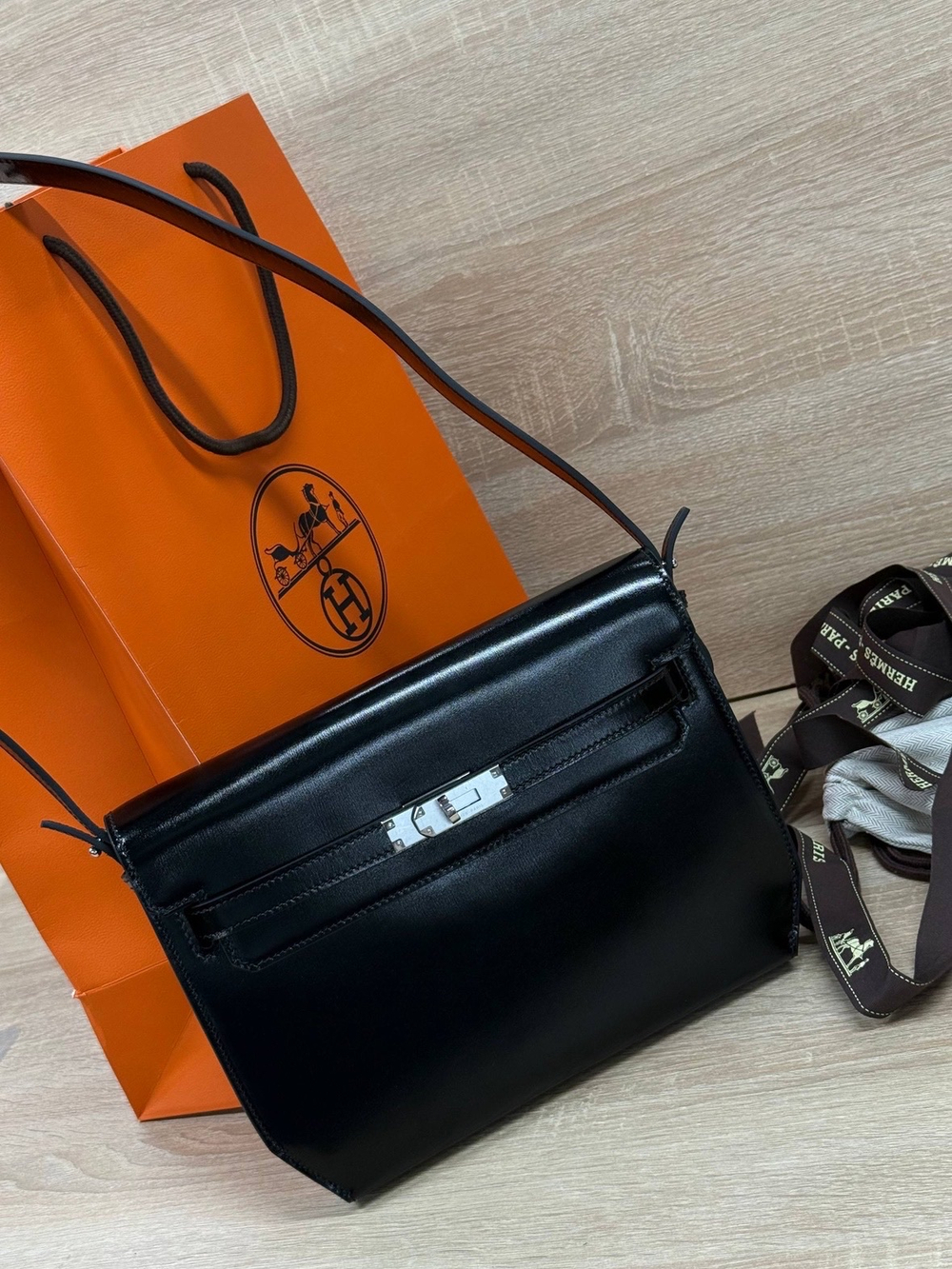 Сумка через плечо Hermes Kelly Depeches 25