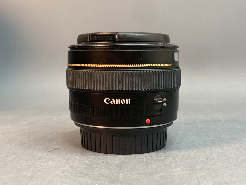Canon EF 50mm f/1.4 USM