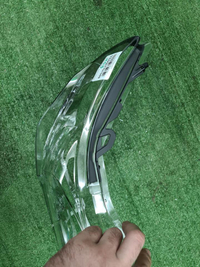 Стекло фары правое Toyota Land Cruiser 200 (15-21)