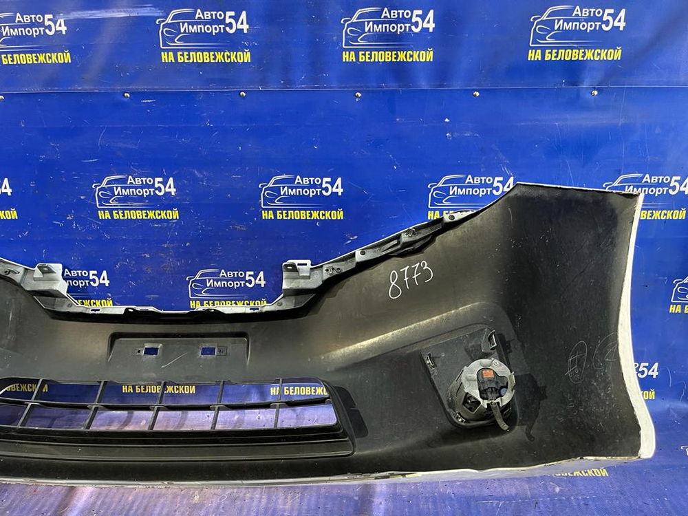 Бампер передний NISSAN SERENA 2010-2013
