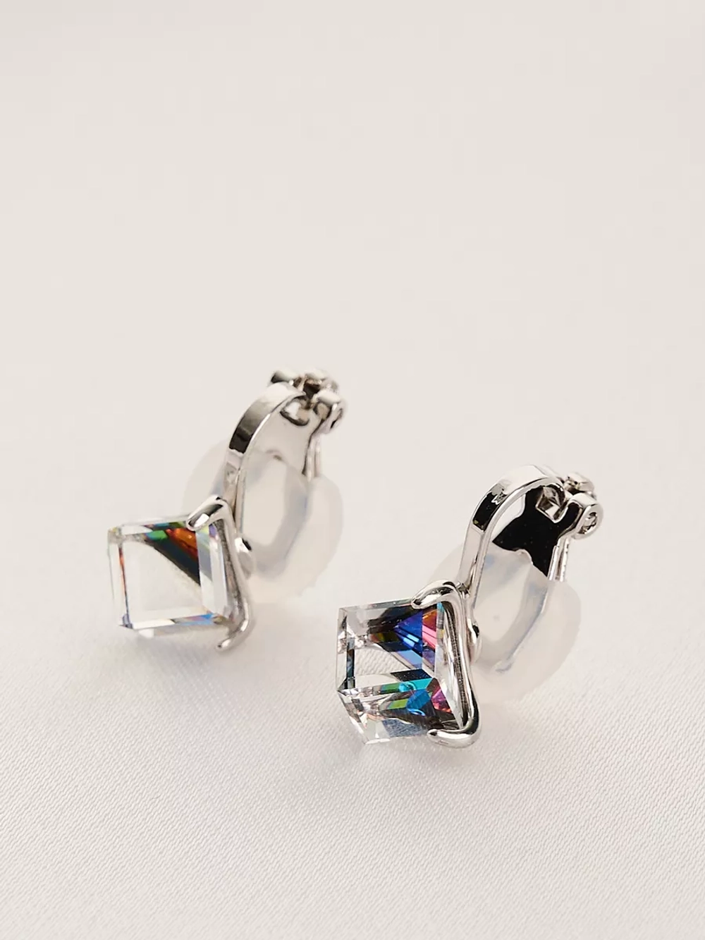 Клипсы Миражи с зелеными кристаллами Swarovski