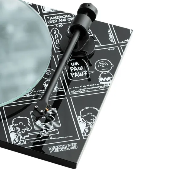 Pro-Ject Peanuts Turntable