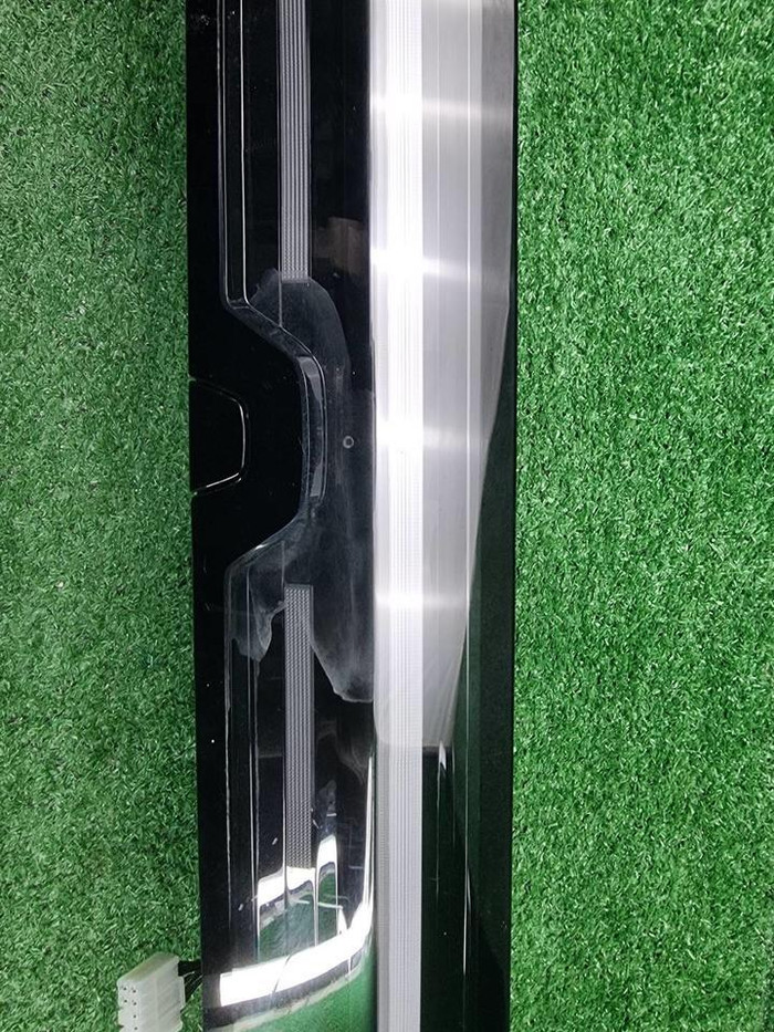 Фонарь крышки багажника Lixiang L6 (2024-н.в.)