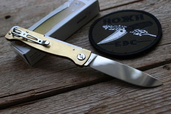 Складной нож Boker 01BO853 Atlas Brass c клинком из стали Sandvik™ 12С27, рукоять латунь