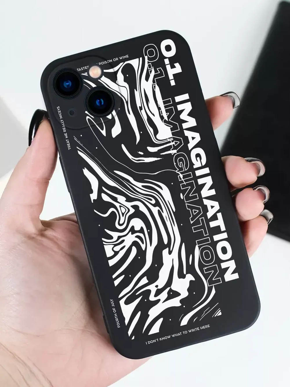 Чехол на iPhone 15 с принтом
